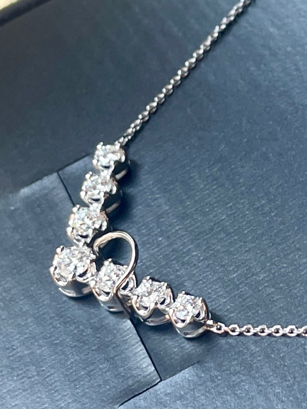 14K White Gold 1ctw Round Lab-Grown Diamond F SI 14K V Necklace. 4.3ctw.